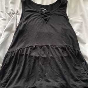 Art class black flowy tank top in size child medium (7/8)
